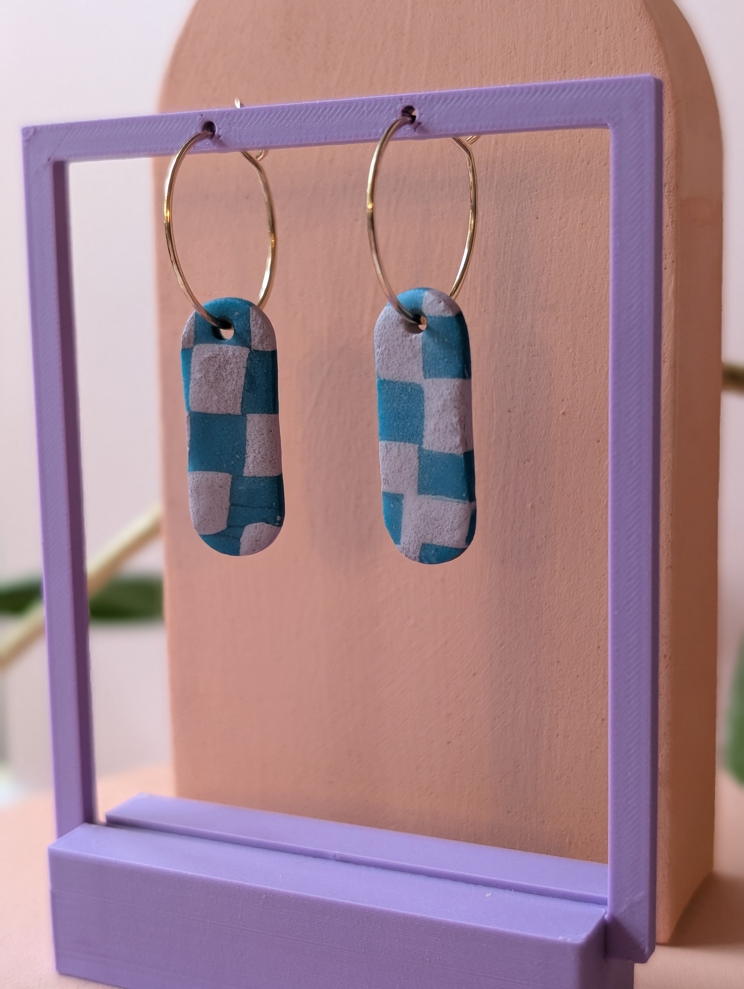 The "Twiggy" Hoops